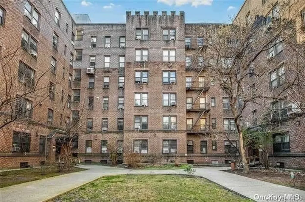 42-20 Kissena Boulevard Flushing NY 11355