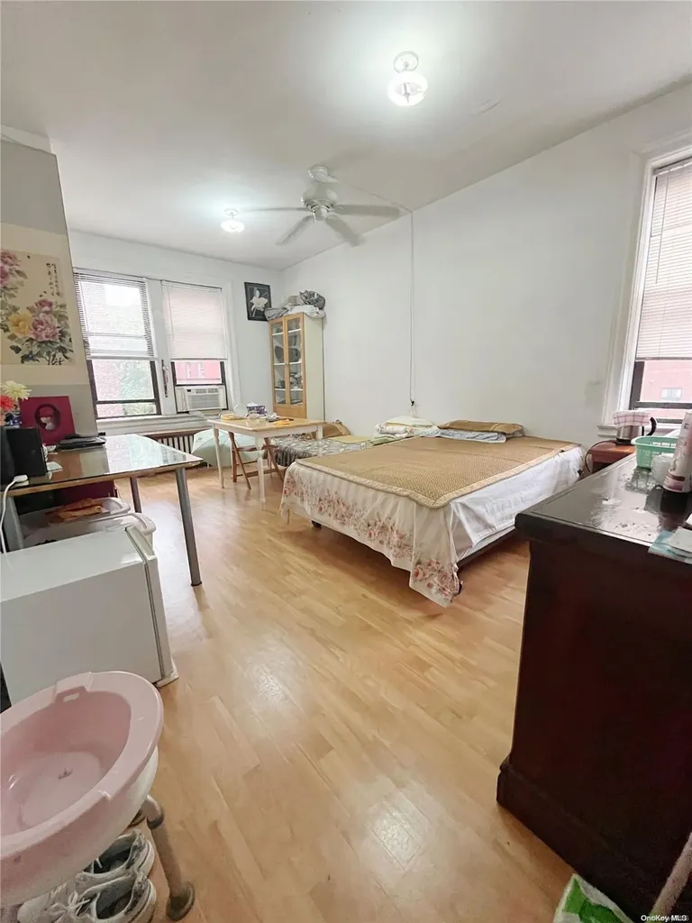 42-20 Kissena Boulevard Flushing NY 11355