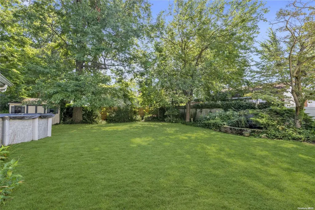 228 Earle Avenue Lynbrook NY 11563