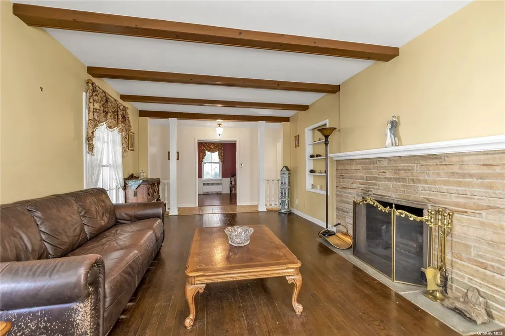 228 Earle Avenue Lynbrook NY 11563