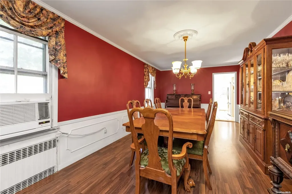 228 Earle Avenue Lynbrook NY 11563