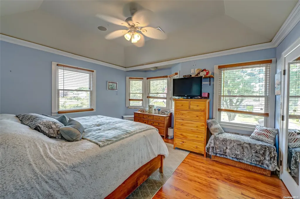 871 Ocean Avenue West Islip NY 11795