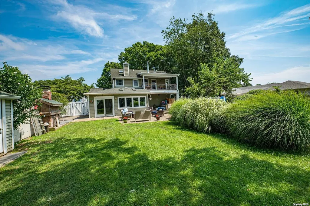 871 Ocean Avenue West Islip NY 11795