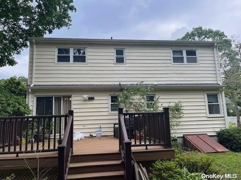 126 N Herman Avenue Bethpage NY 11714