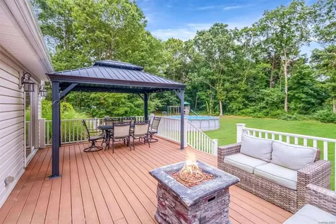 3 Carmen View Drive Shirley NY 11967