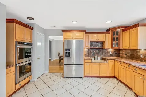 3 Carmen View Drive Shirley NY 11967