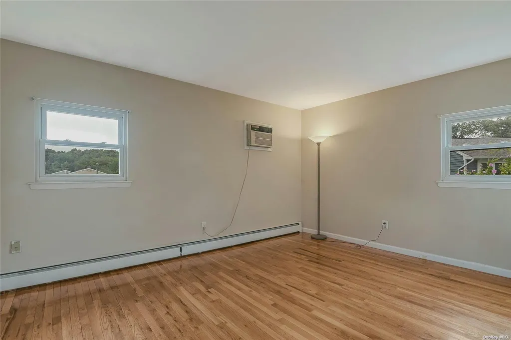 231 Montana Avenue Bay Shore NY 11706
