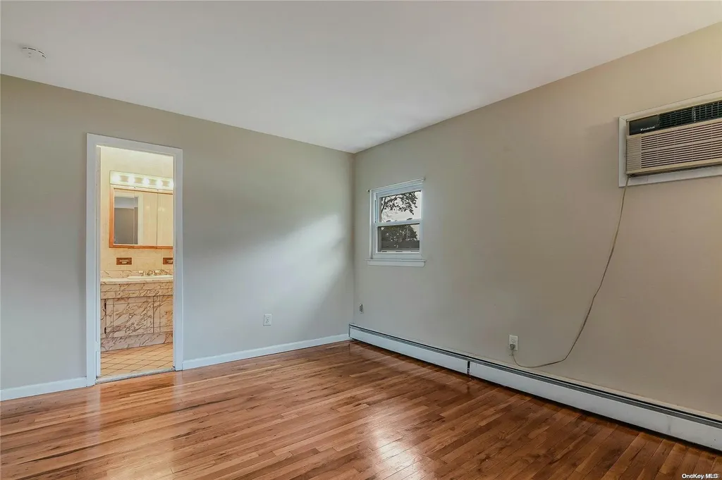 231 Montana Avenue Bay Shore NY 11706