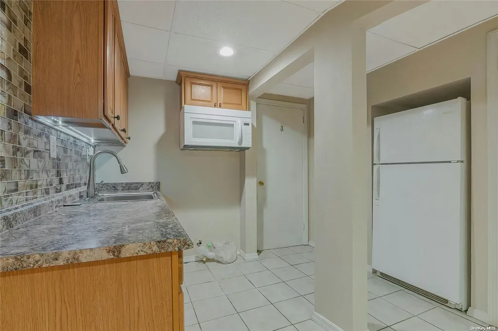 231 Montana Avenue Bay Shore NY 11706