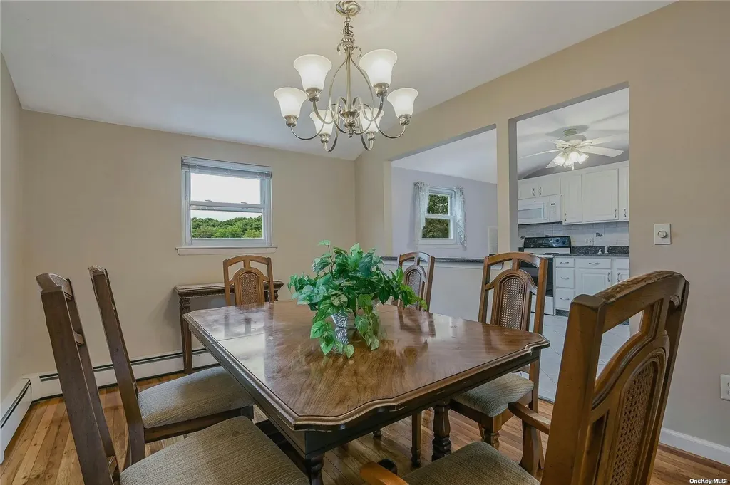 231 Montana Avenue Bay Shore NY 11706