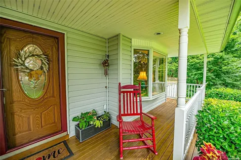 15 Todd Court Port Jefferson Station NY 11776