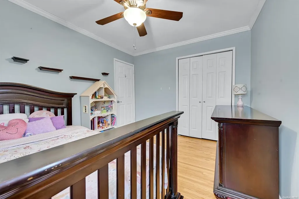 94 Stephen Street Levittown NY 11756