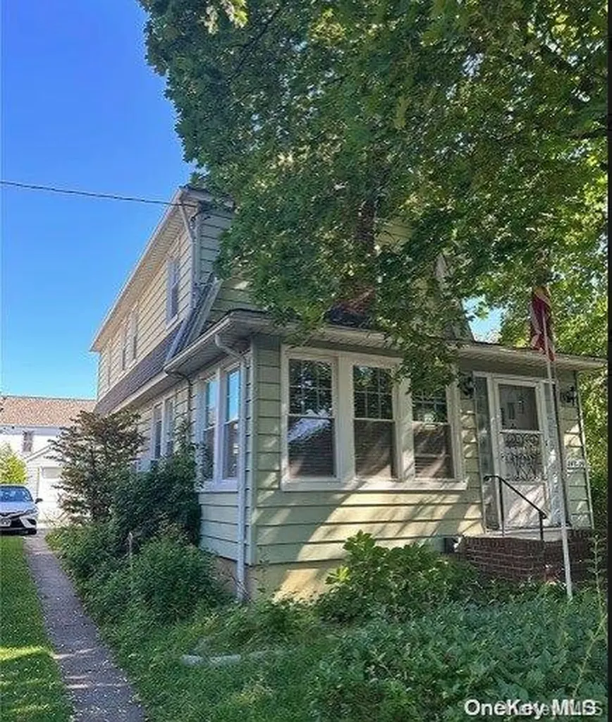 148-29 Laburnum Avenue Flushing NY 11355
