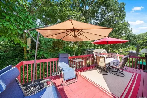 82 Dawn Road Rocky Point NY 11778