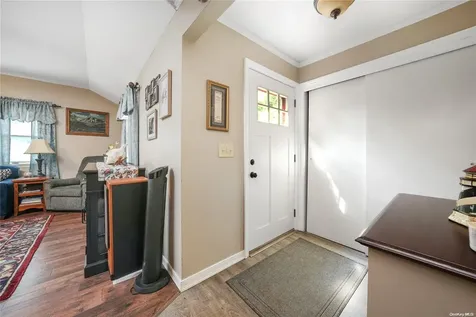 82 Dawn Road Rocky Point NY 11778