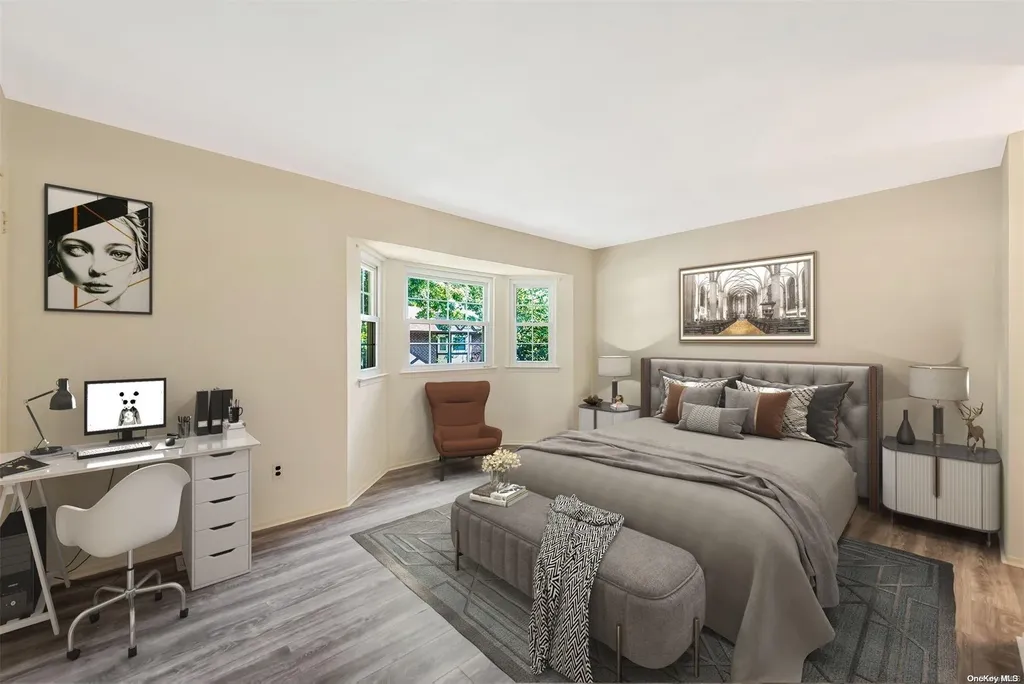 22 Sunhollow Court Deer Park NY 11729