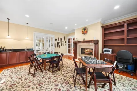 1 Tatem Way Old Westbury NY 11568