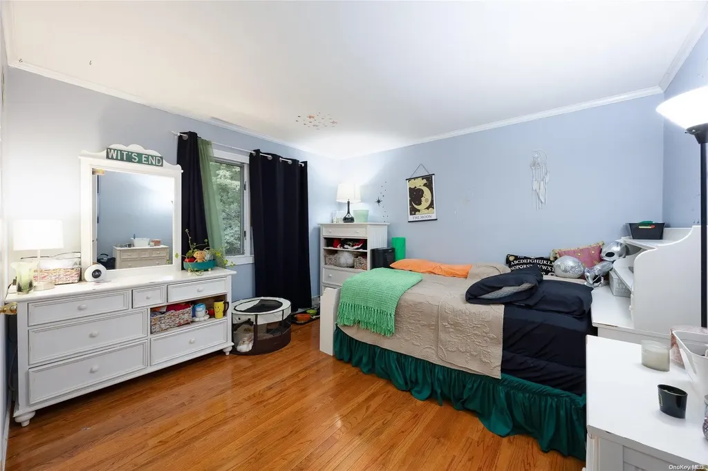 63 Whiskey Road Coram NY 11727