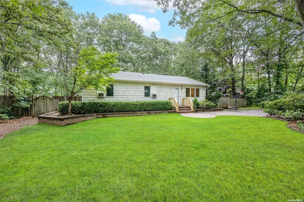 63 Whiskey Road Coram NY 11727