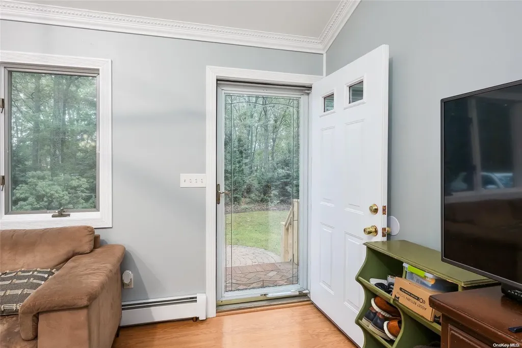 63 Whiskey Road Coram NY 11727