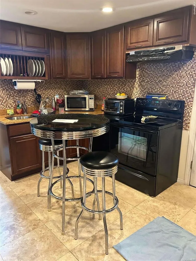 116 Bark Avenue Central Islip NY 11722
