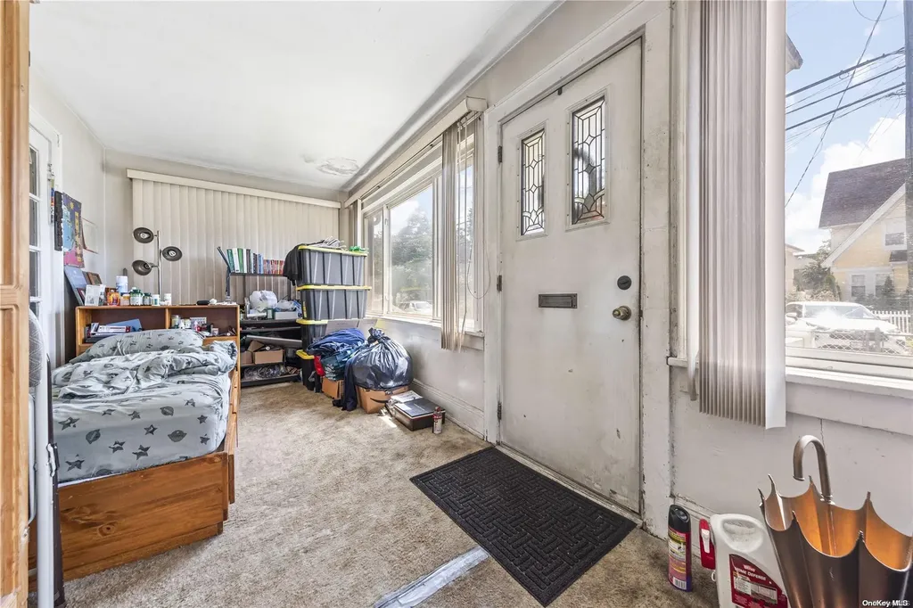 9 Van Cott Avenue Hempstead NY 11550