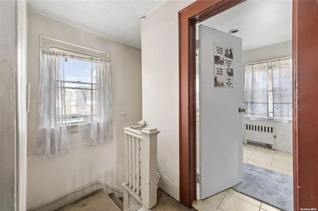 9 Van Cott Avenue Hempstead NY 11550