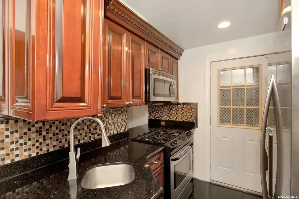 3811 Snyder Avenue Brooklyn NY 11203