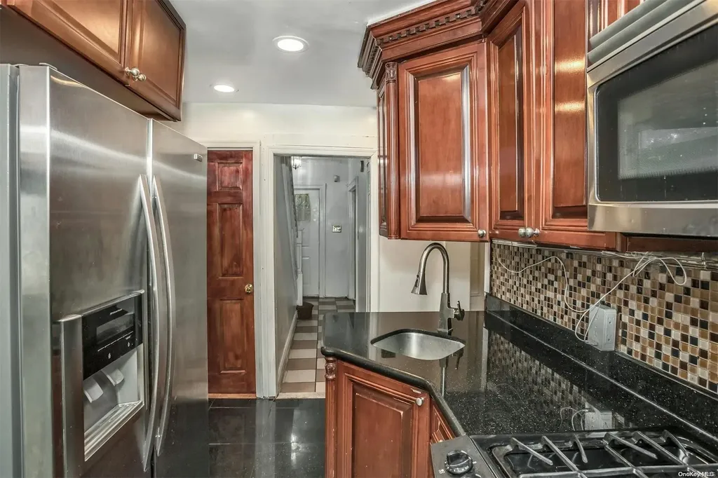 3811 Snyder Avenue Brooklyn NY 11203