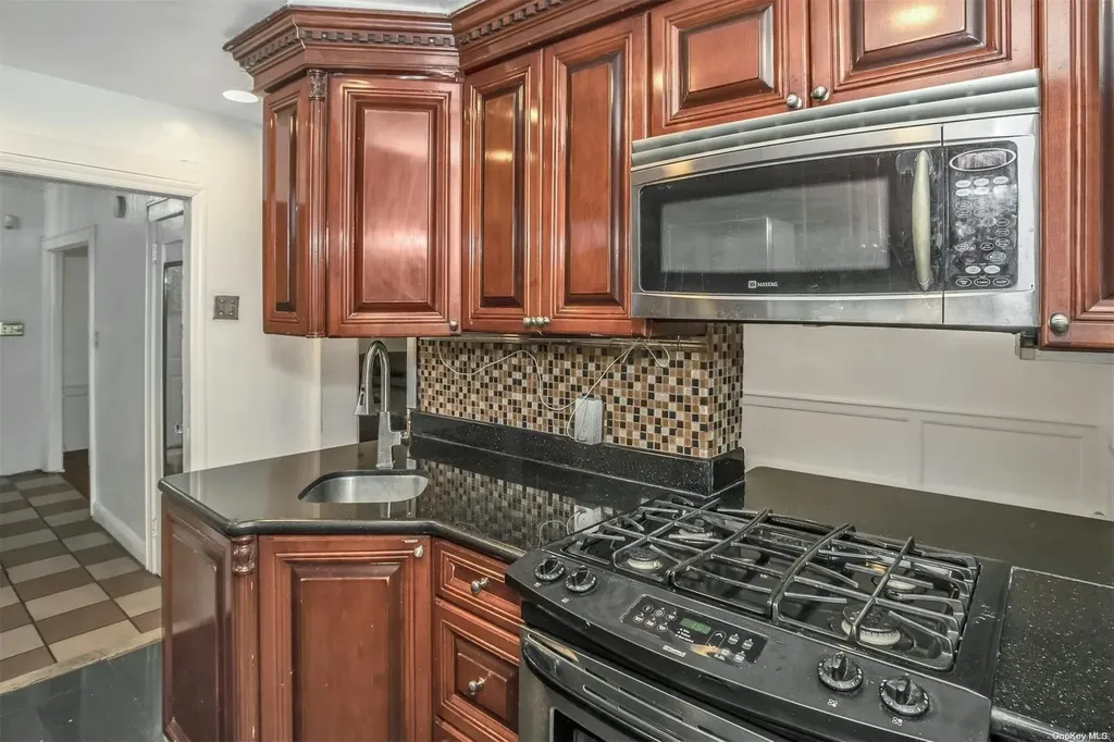 3811 Snyder Avenue Brooklyn NY 11203