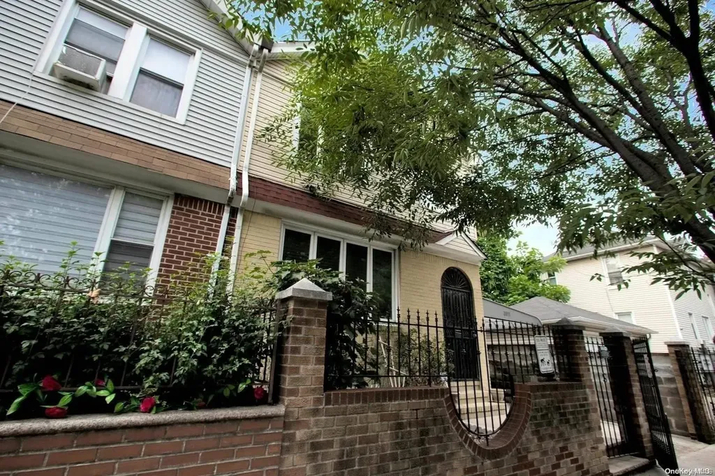 3811 Snyder Avenue Brooklyn NY 11203