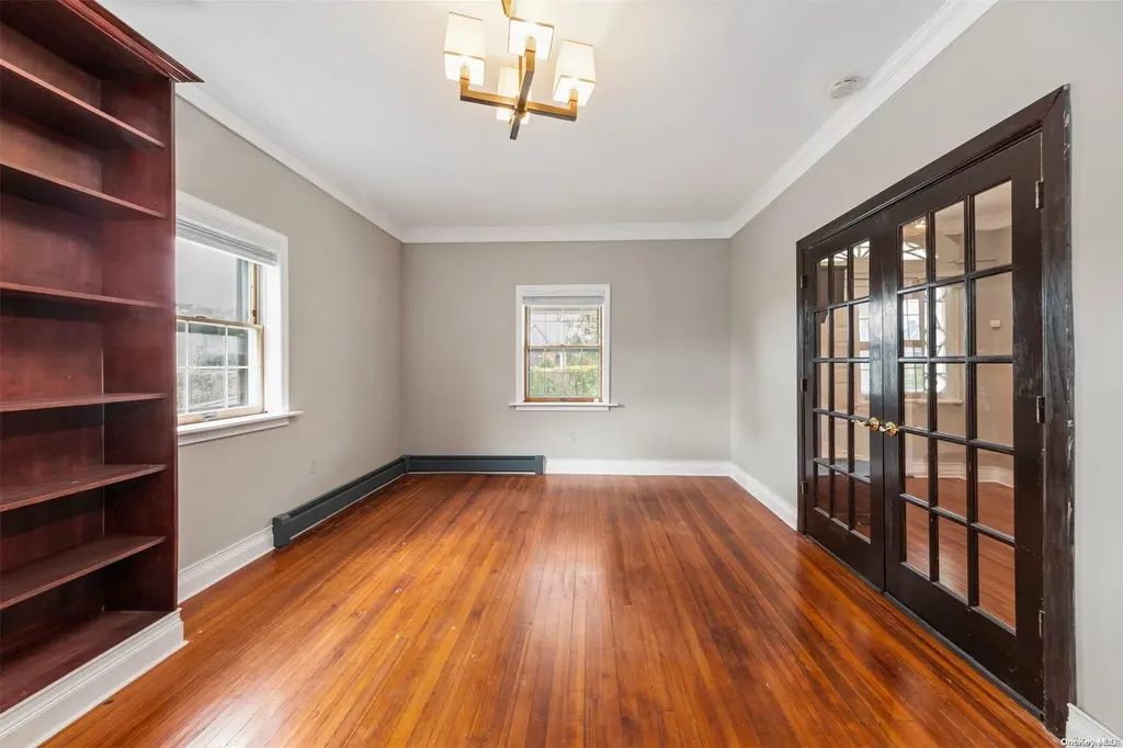 2463 Babylon Turnpike Merrick NY 11566