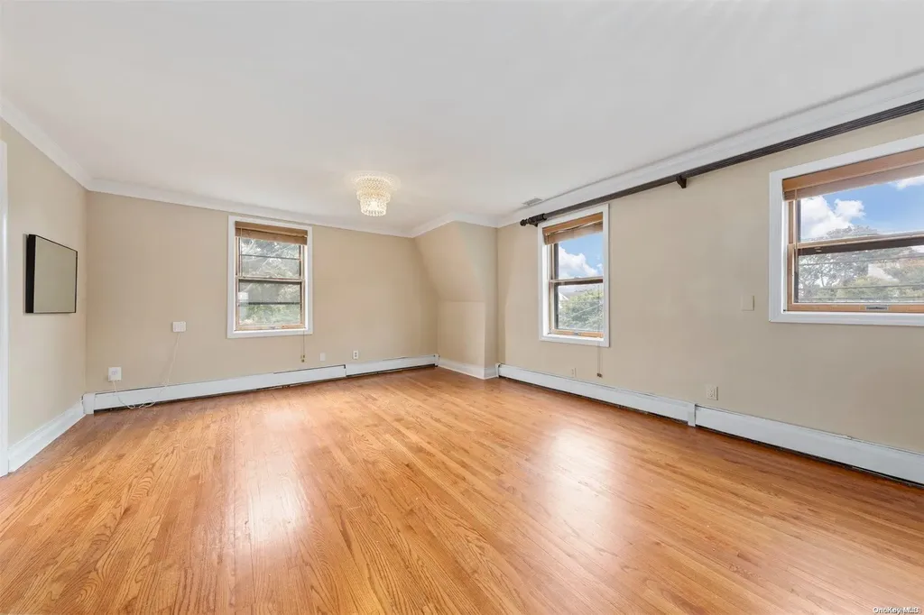 2463 Babylon Turnpike Merrick NY 11566