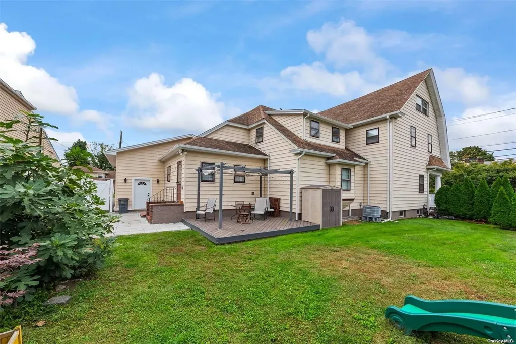 2463 Babylon Turnpike Merrick NY 11566