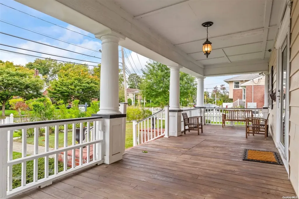 2463 Babylon Turnpike Merrick NY 11566