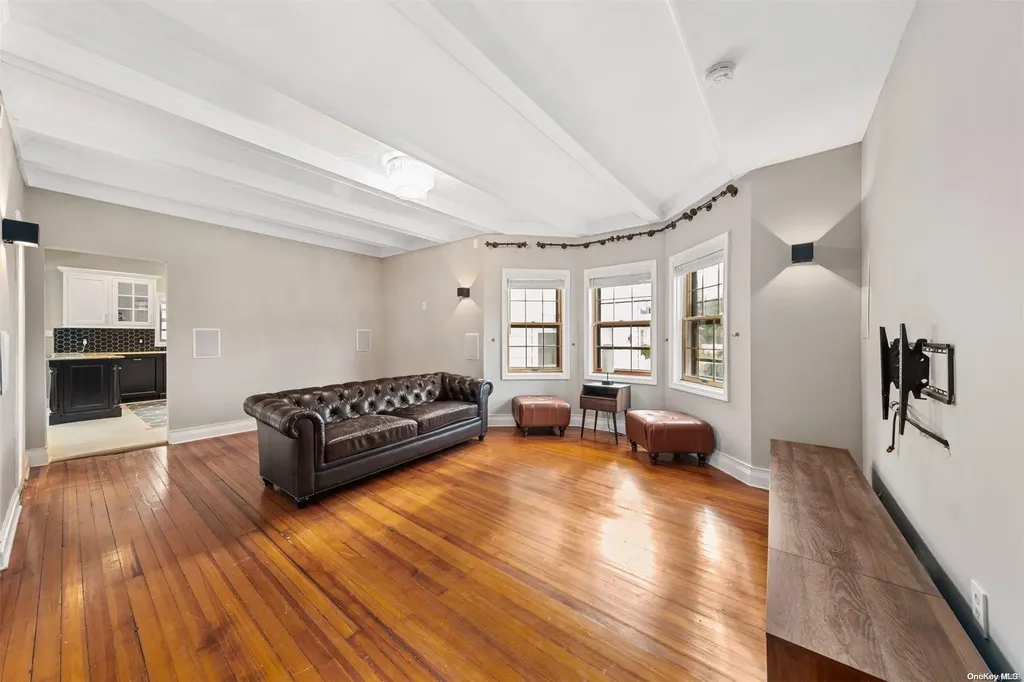 2463 Babylon Turnpike Merrick NY 11566