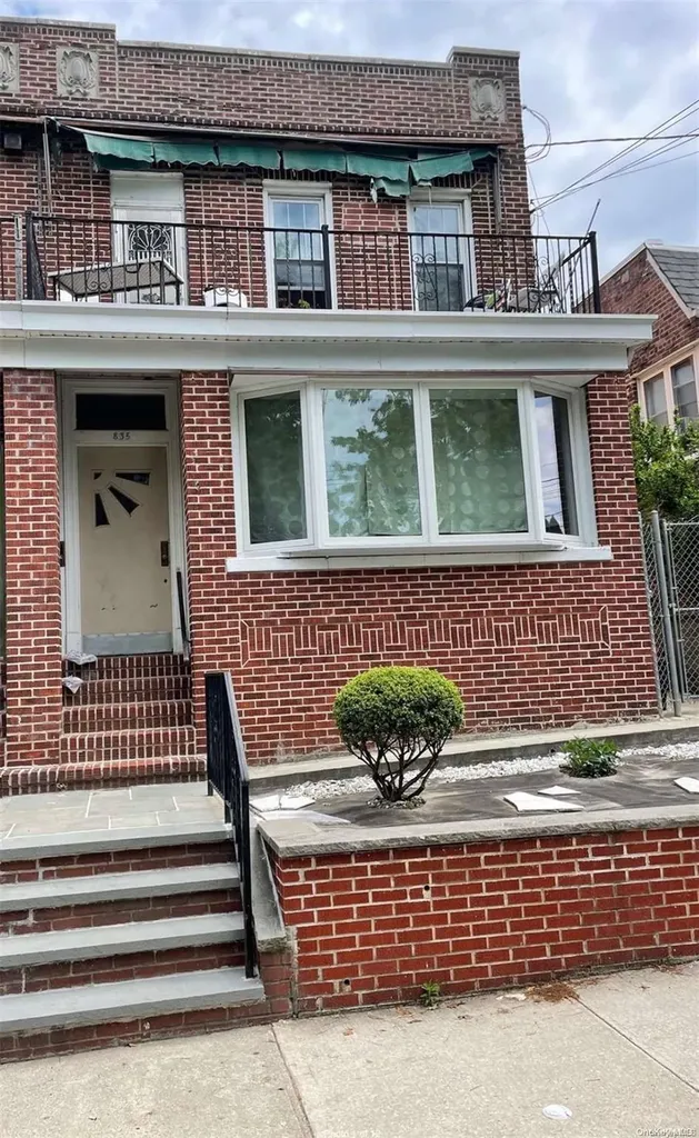 835 73rd Street Brooklyn NY 11228