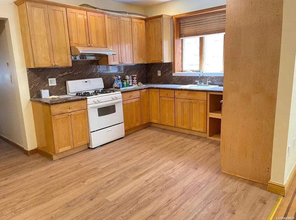 835 73rd Street Brooklyn NY 11228