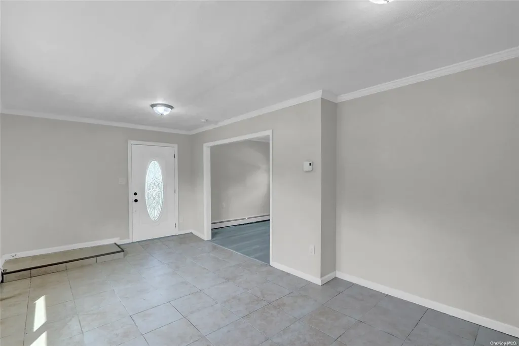 5 Hemlock Road Mount Sinai NY 11766