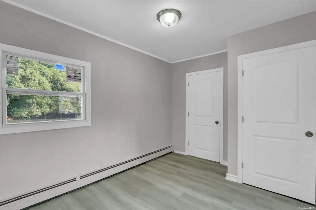 5 Hemlock Road Mount Sinai NY 11766