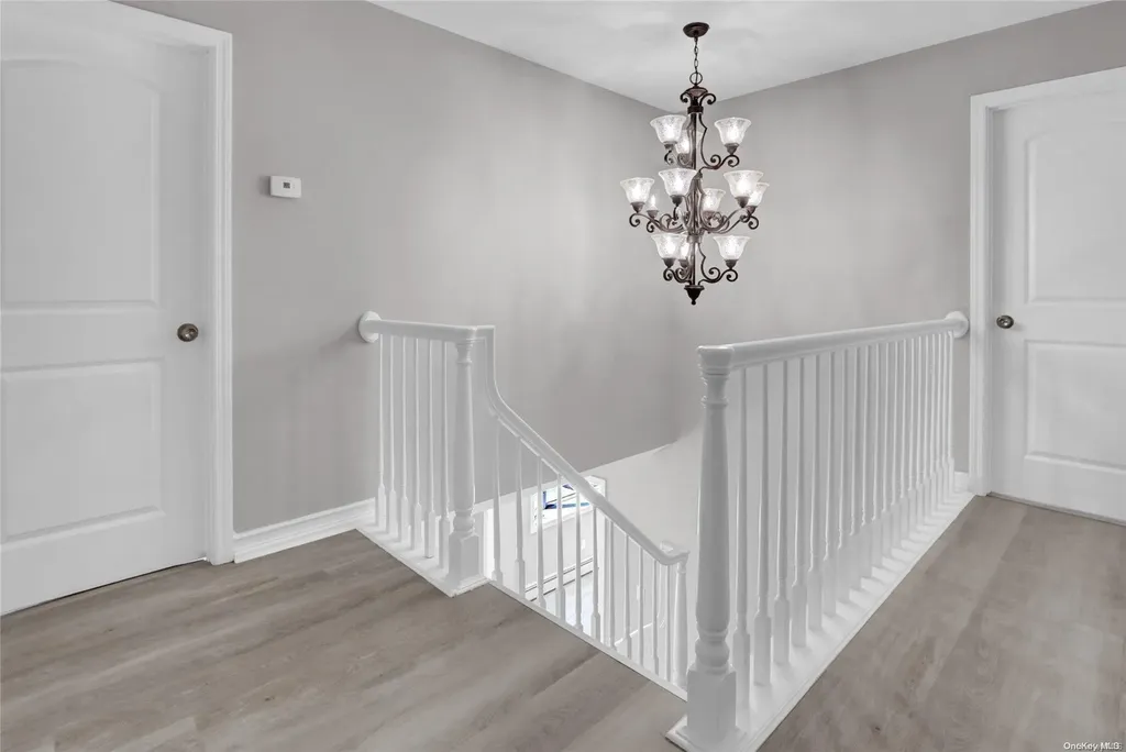 5 Hemlock Road Mount Sinai NY 11766