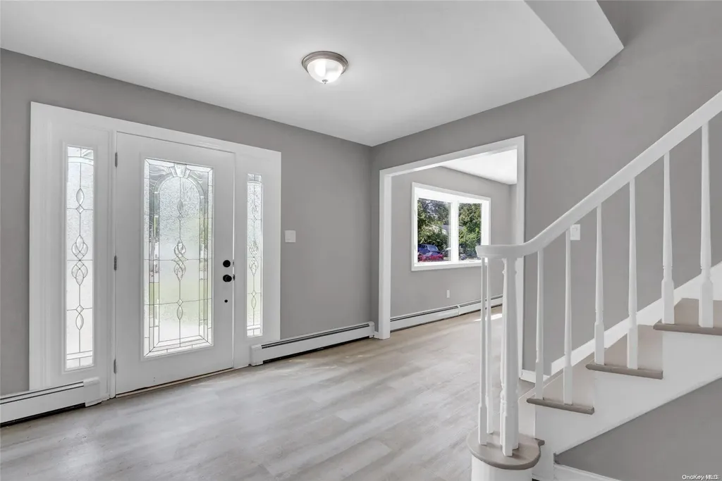 5 Hemlock Road Mount Sinai NY 11766