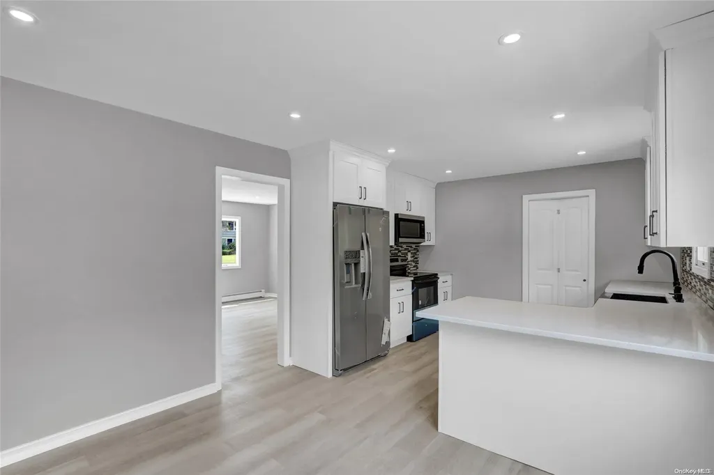 5 Hemlock Road Mount Sinai NY 11766
