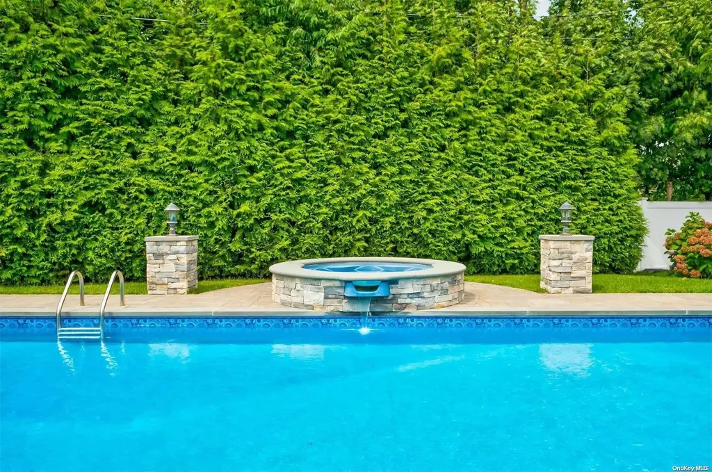 53 Copperbeech Road Saint James NY 11780