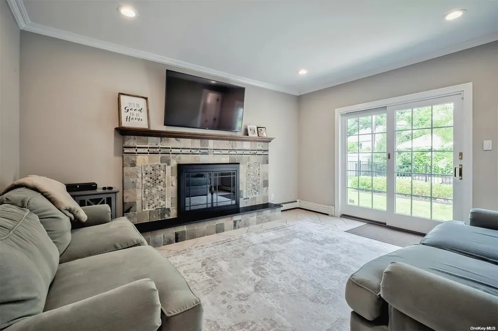 53 Copperbeech Road Saint James NY 11780