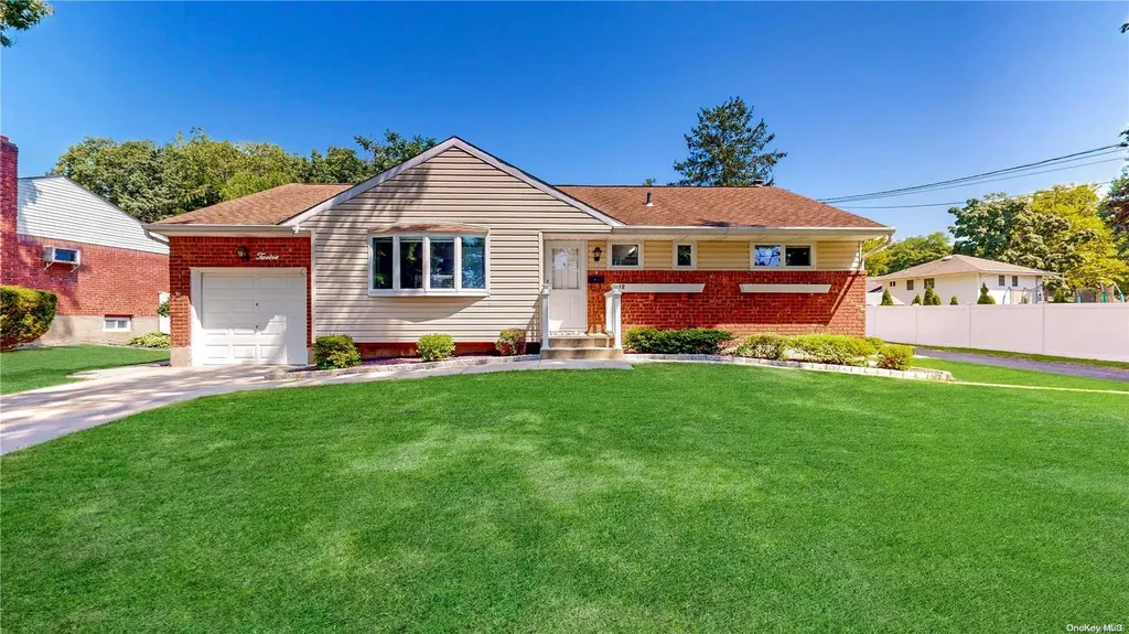 12 Dorothea Street Commack NY 11725