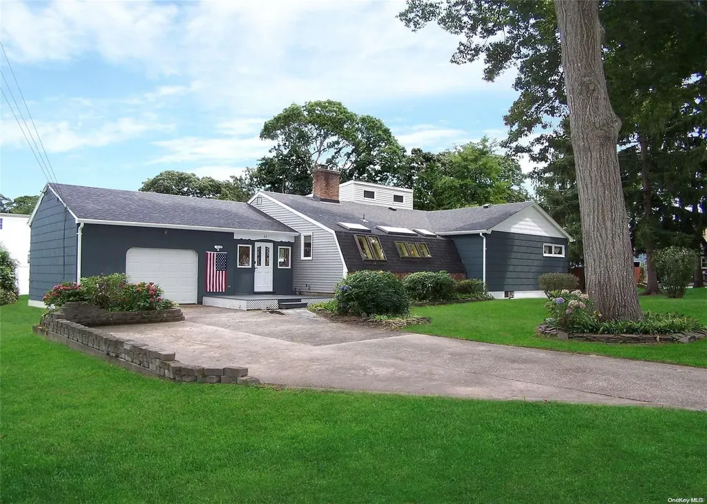 49 Midland Boulevard Ronkonkoma NY 11779