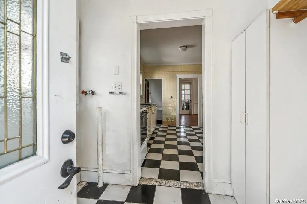 588 Merrick Road Lynbrook NY 11563