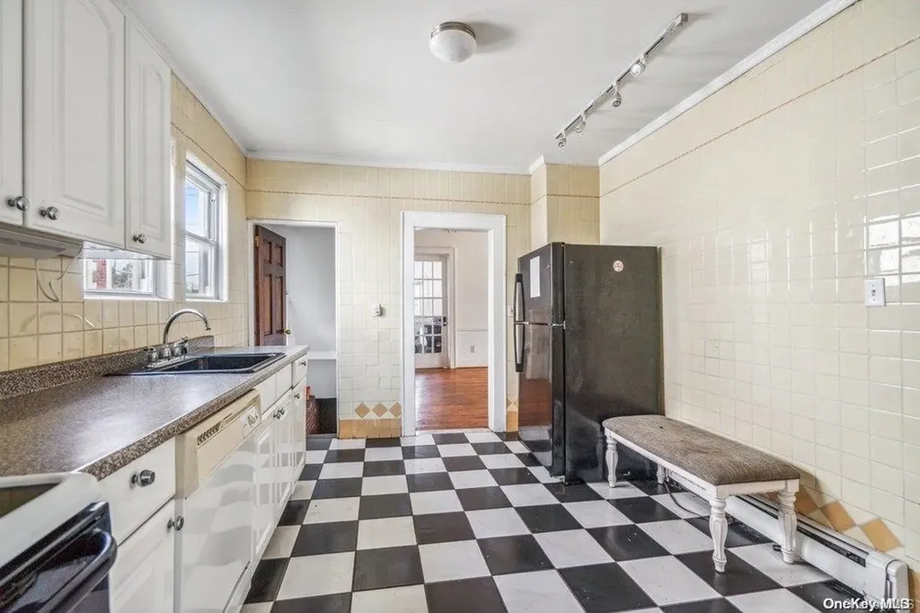 588 Merrick Road Lynbrook NY 11563