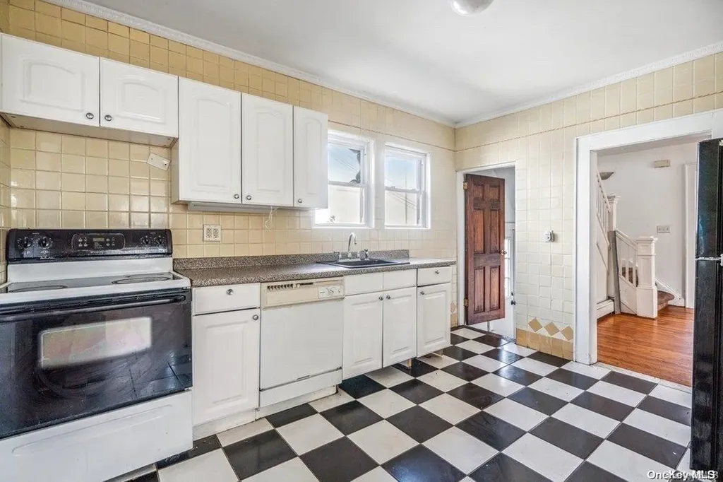 588 Merrick Road Lynbrook NY 11563